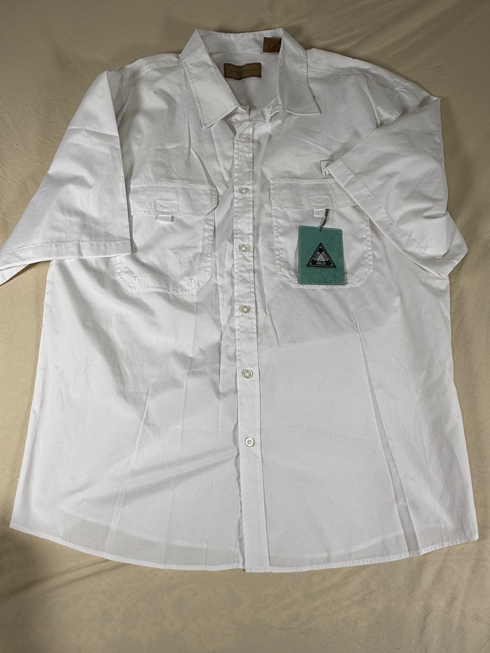 Clear water outfitter Men's White Short-Sleeve Button-Up Shirt
